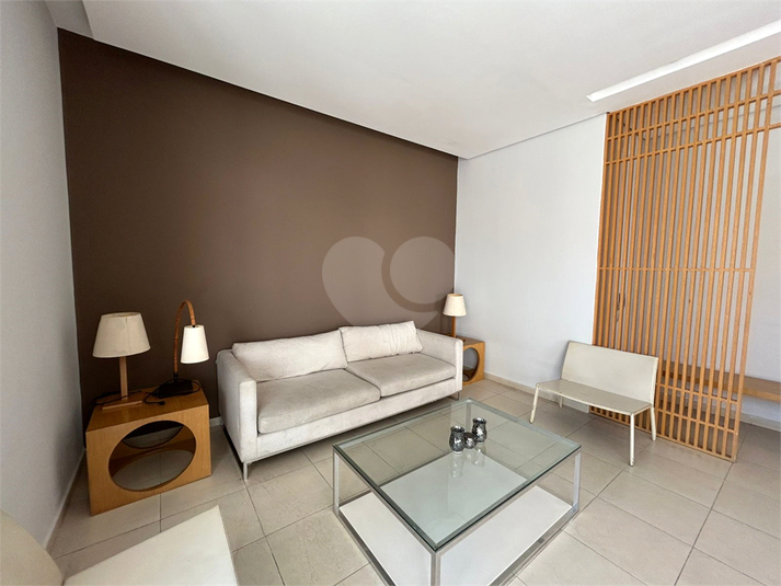 Foto REO1032968