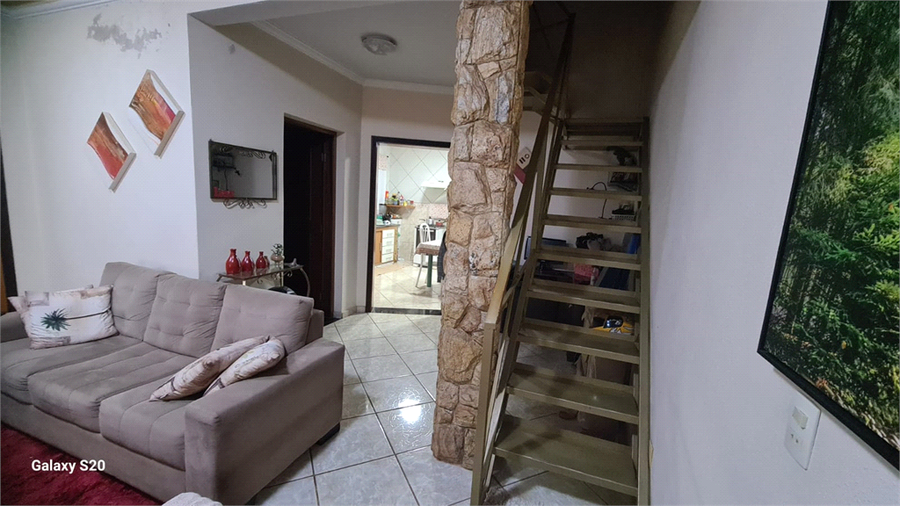 Foto REO1033055