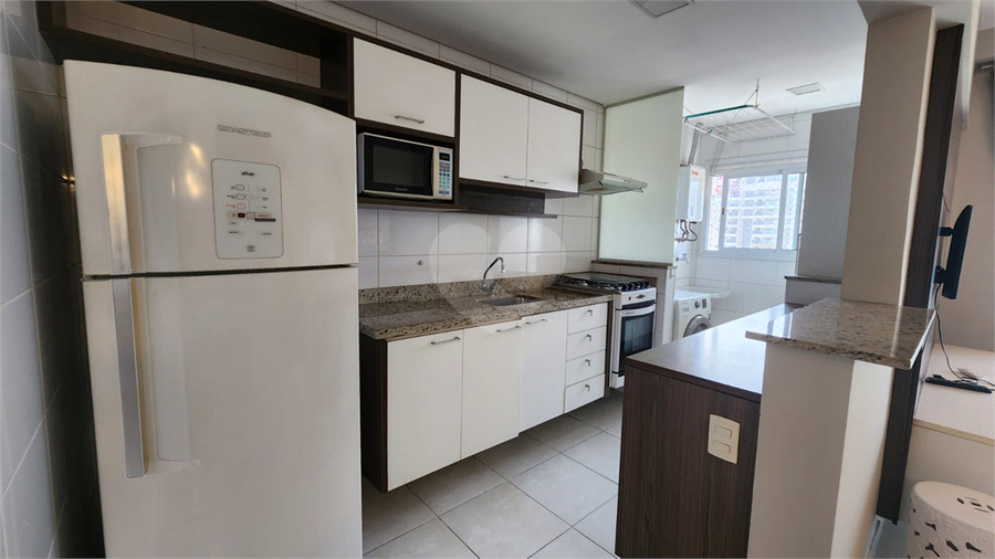 Aluguel Apartamento Santos Gonzaga REO1033322 7