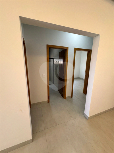 Foto REO1033611
