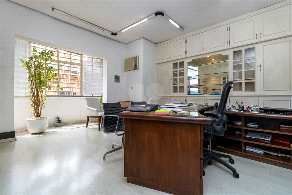 Venda Casa São Paulo Pacaembu REO1033986 24