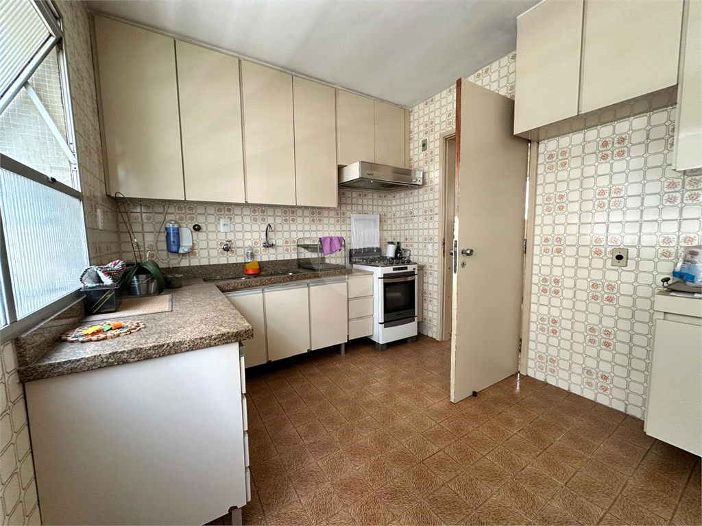 Venda Apartamento São Paulo Santa Cecília REO1034015 22