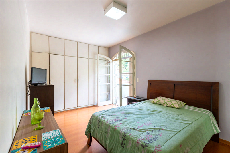 Foto REO1034150