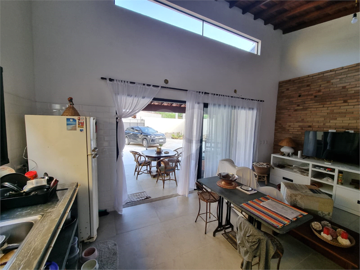 Foto REO1034416