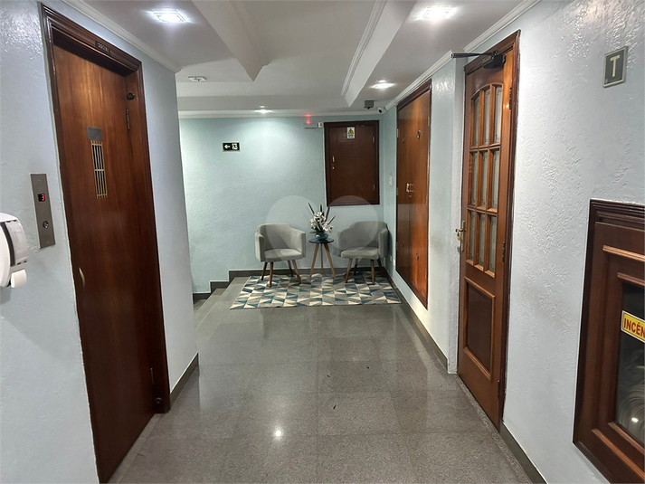 Venda Apartamento São Paulo Santana REO1034651 13