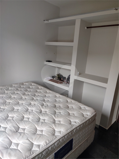 QUARTO CASAL