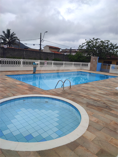 PISCINAS
