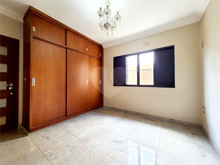 Foto REO1034741
