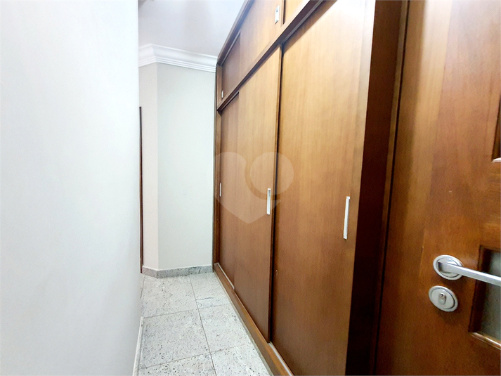 Foto REO1034741