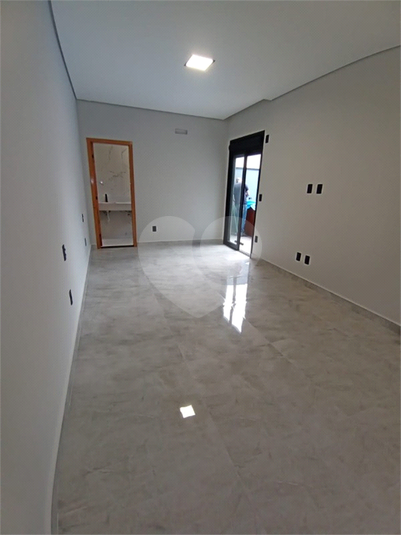 Foto REO1034800