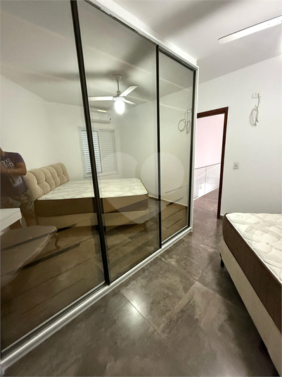 Foto REO1034834