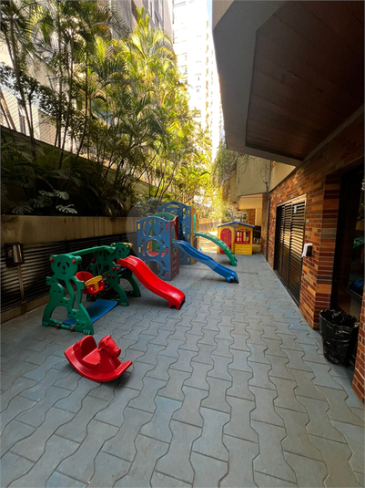 Foto REO1034966