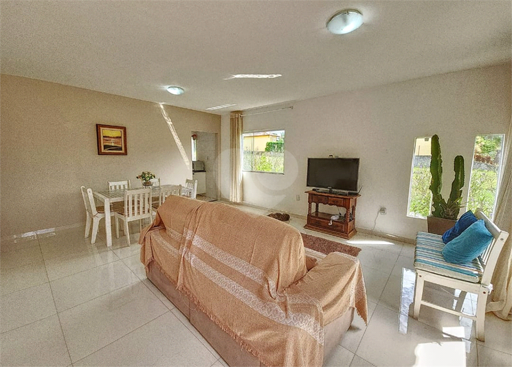 Foto REO1034984