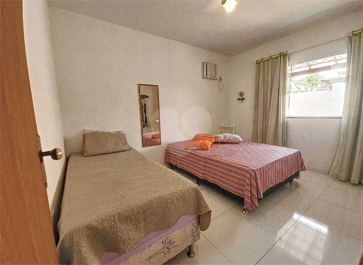 Foto REO1034984