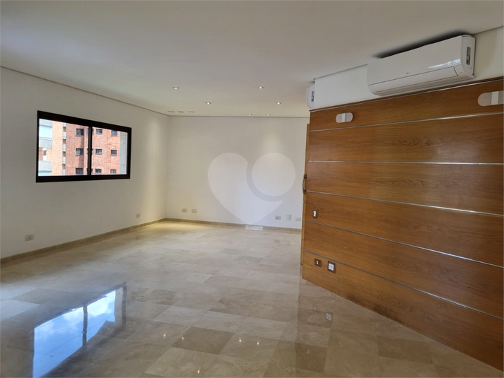 Aluguel Apartamento São Paulo Moema REO1035223 13