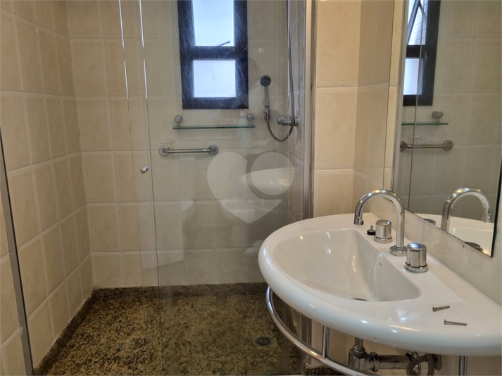 Aluguel Apartamento São Paulo Moema REO1035223 36