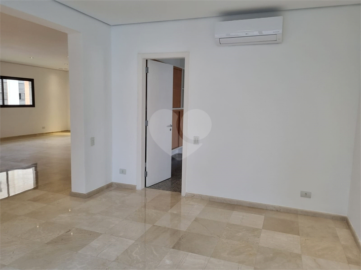 Aluguel Apartamento São Paulo Moema REO1035223 19