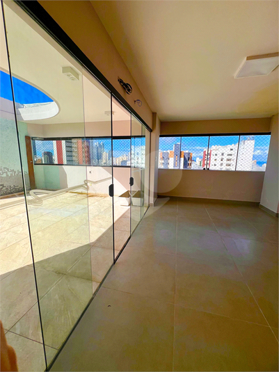 Foto REO1035279