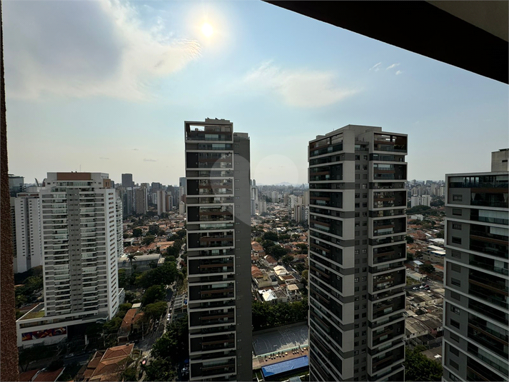 Foto REO1035819