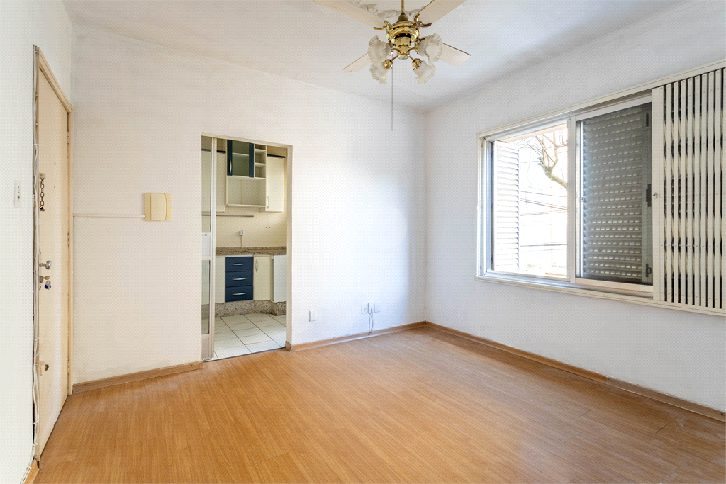 Venda Apartamento Porto Alegre Centro Histórico REO1035866 3