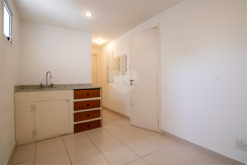 Venda Apartamento São Paulo Pacaembu REO1035875 37