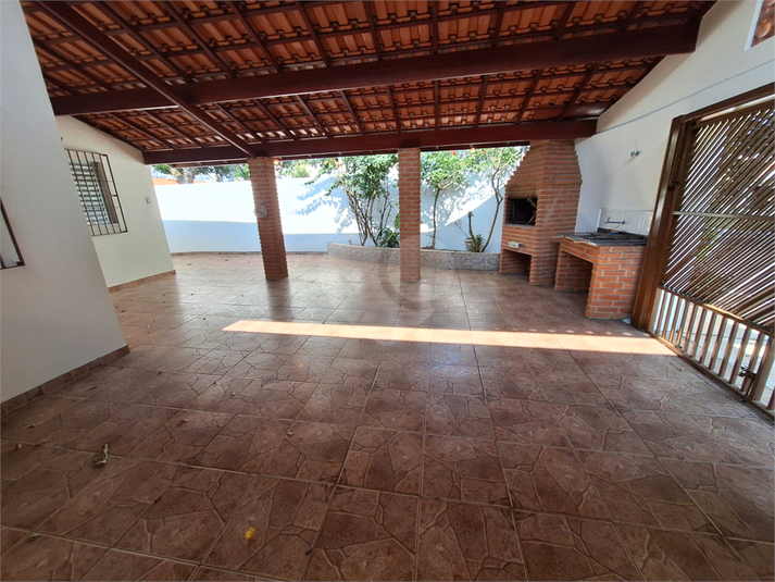 Foto REO1036001