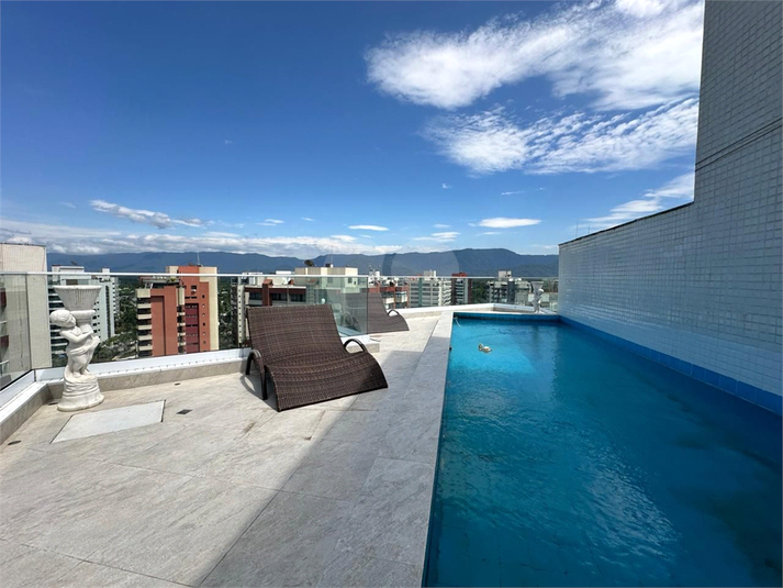 Foto REO1036246