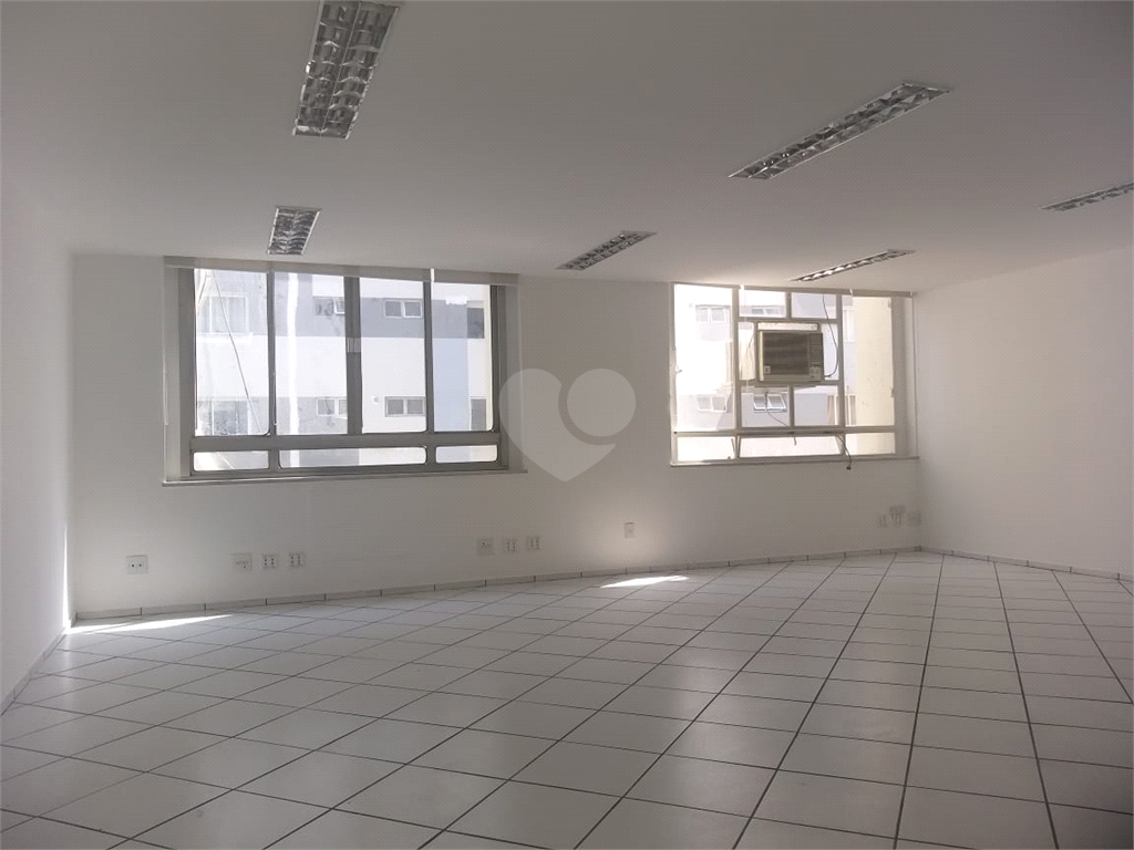 Venda Salas São Paulo Centro REO103626 19