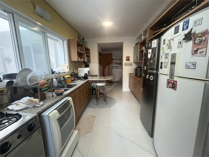 Foto REO1036693