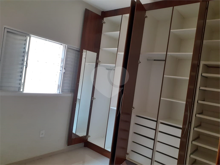 Foto REO1036792