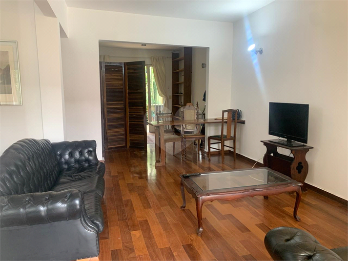 Foto REO1037109