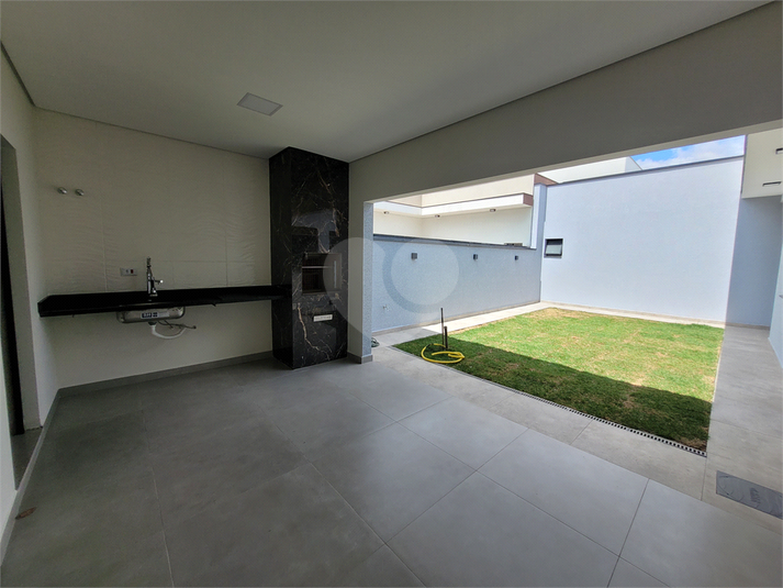 Foto REO1037136
