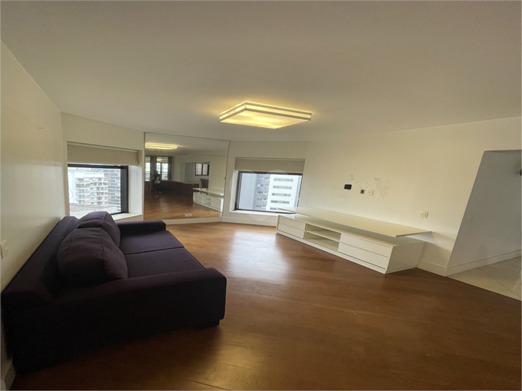 Venda Apartamento São Paulo Campo Belo REO1037306 4