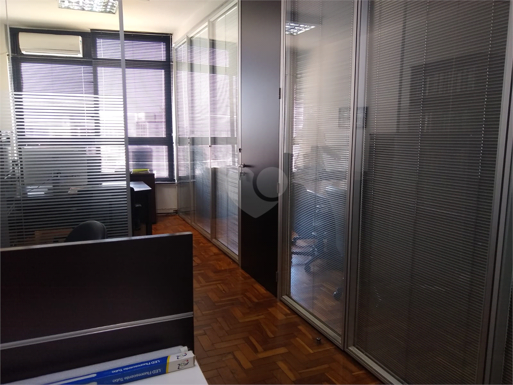 Venda Salas São Paulo Centro REO1037360 15