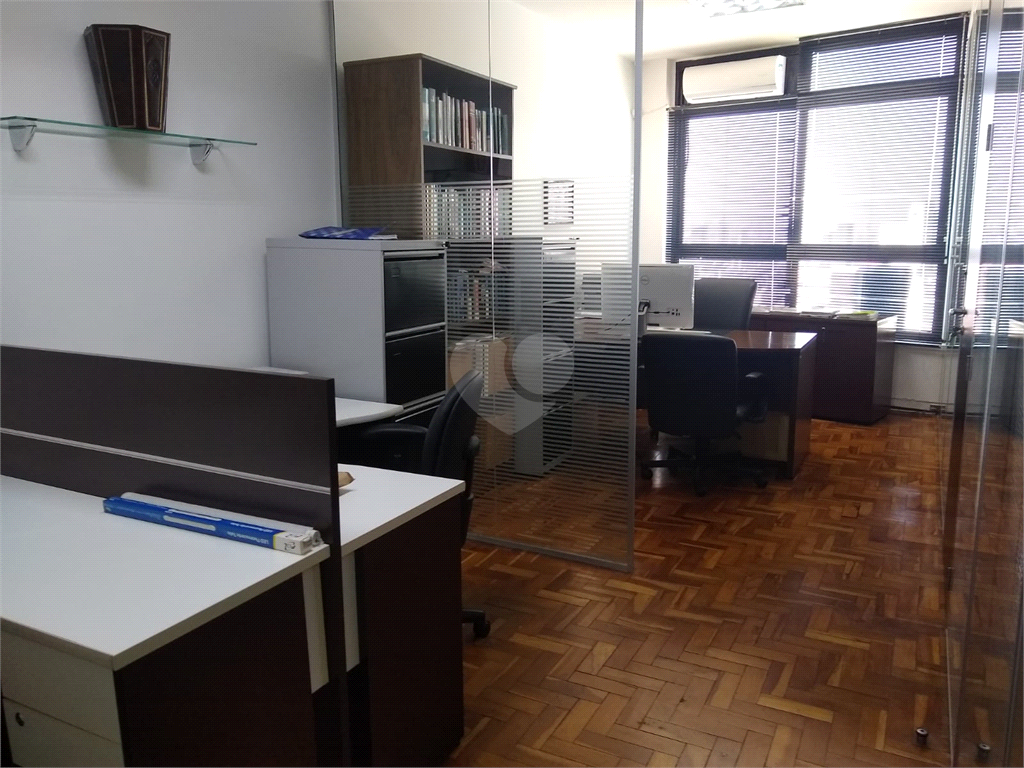 Venda Salas São Paulo Centro REO1037360 18