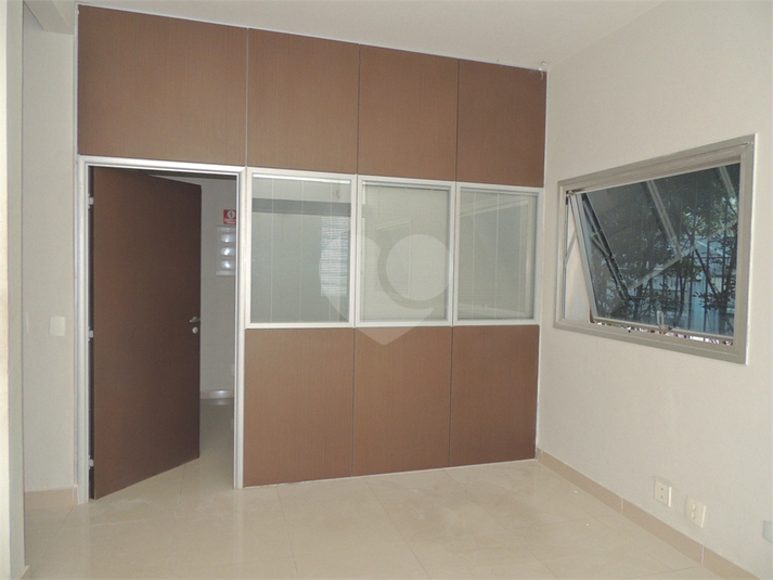 Foto REO103767
