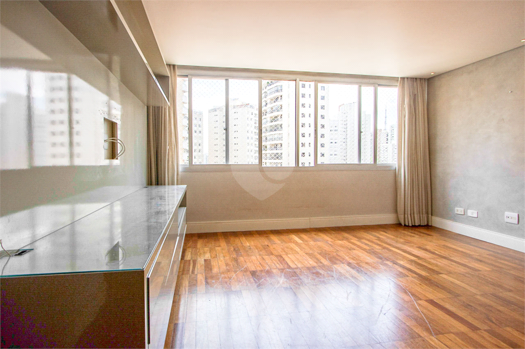 Venda Apartamento São Paulo Paraíso REO1037742 3