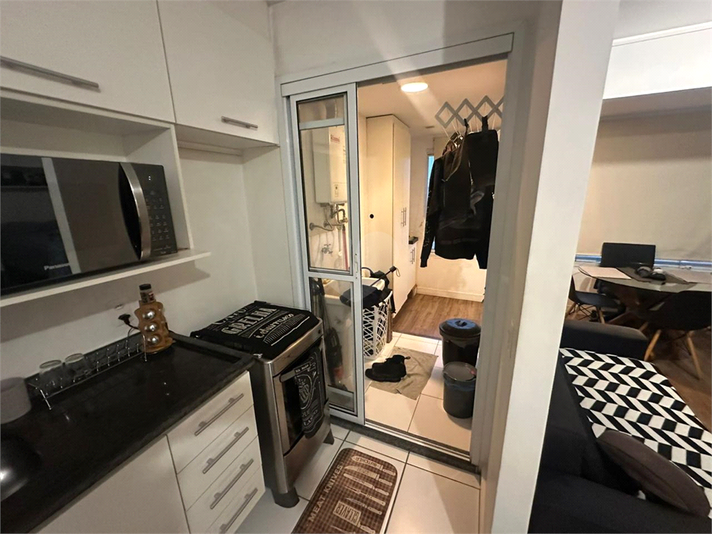 Venda Apartamento São Paulo Bela Vista REO1037796 3