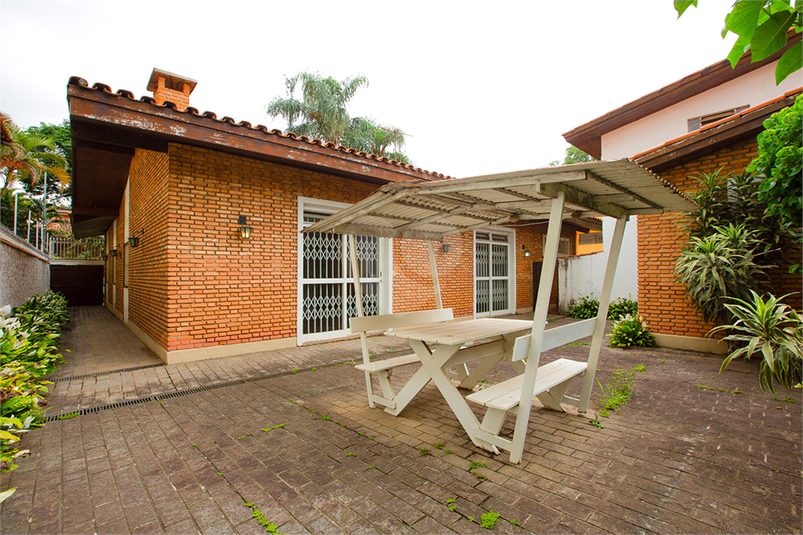 Foto REO1038000