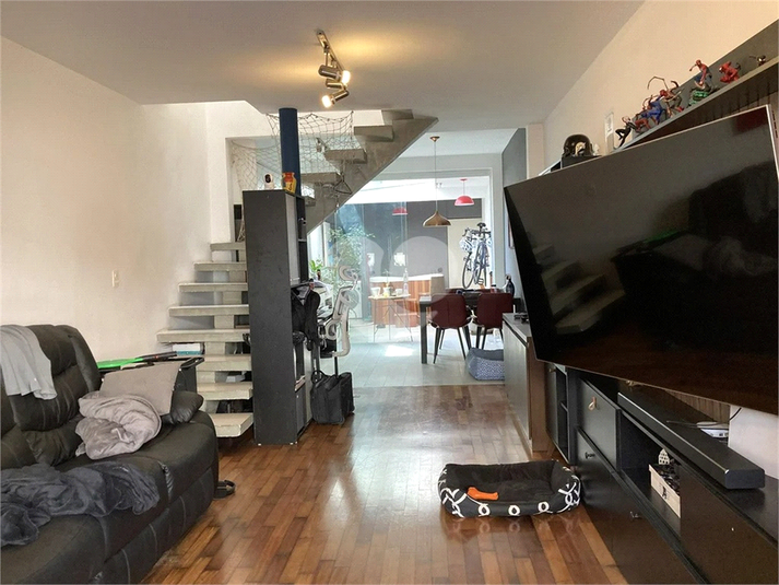 Foto REO1038275