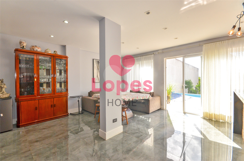 Foto REO1038465