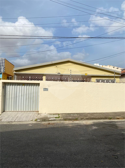 Venda Casa Fortaleza Fátima REO1038791 1