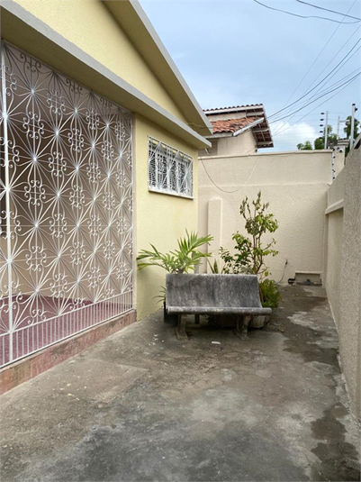 Venda Casa Fortaleza Fátima REO1038791 3