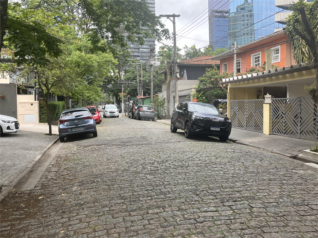 Venda Casa de vila São Paulo Itaim Bibi REO1039073 2