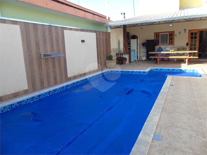 Foto REO1039139