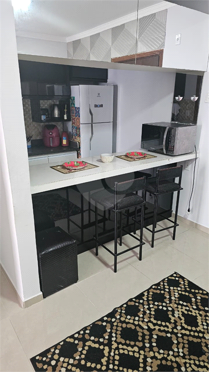 Venda Flat São Vicente Centro REO1039305 3