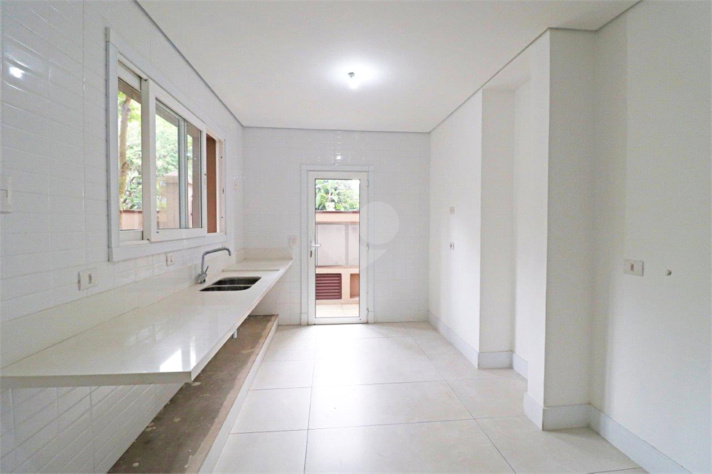 Venda Casa São Paulo Jardim Paulista REO103935 15