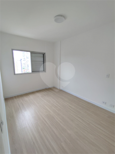 Venda Apartamento São Paulo Cambuci REO1039492 26