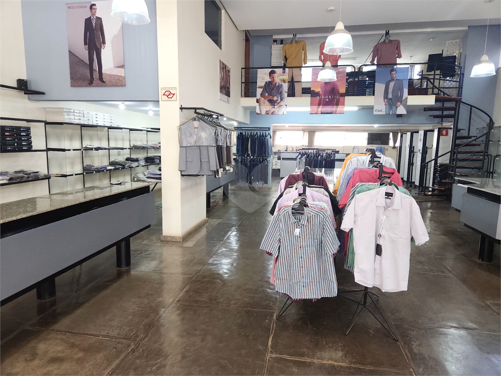 Venda Salão Comercial Araraquara Centro REO1039829 4