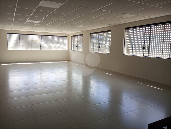 Aluguel Salão Comercial Sorocaba Centro REO1039994 17